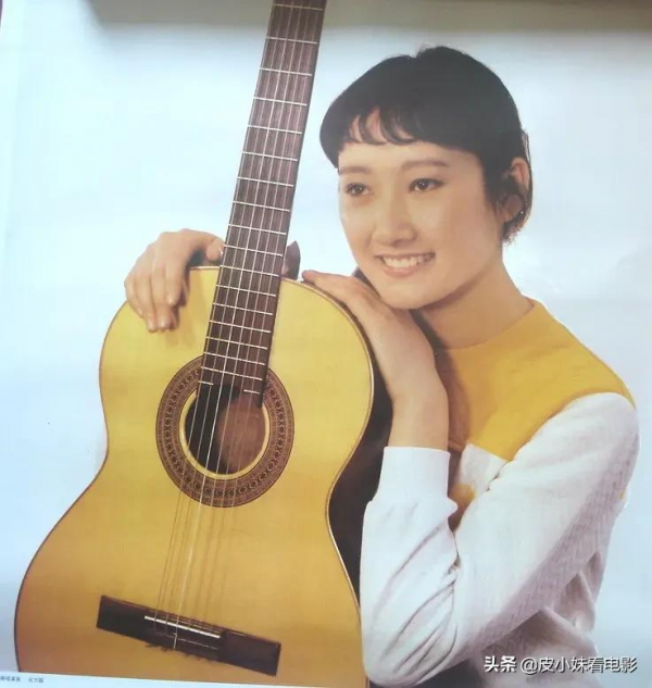 成方圓:二婚嫁大12歲王剛,兩段感情心灰意冷,61歲單身無兒無女 成方圓:二婚嫁大12歲王剛,兩段感情心灰意冷,61歲單身無兒無女