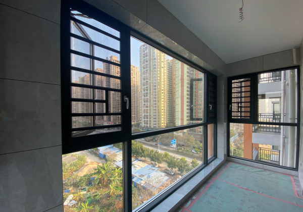 陽臺可以封,但不要亂封,封陽臺前掌握這些關鍵點,入住減少麻煩 陽臺可以封,但不要亂封,封陽臺前掌握這些關鍵點,入住減少麻煩