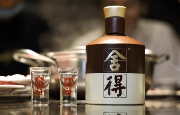 全國哪的白酒最好喝?經過評比,6種白酒高調出爐,有你家鄉嗎? 全國哪的白酒最好喝?經過評比,6種白酒高調出爐,有你家鄉嗎?