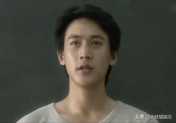 10大“海巖男郎”今昔顏值對比:有人中年成油王,有人改名又變臉 10大“海巖男郎”今昔顏值對比:有人中年成油王,有人改名又變臉