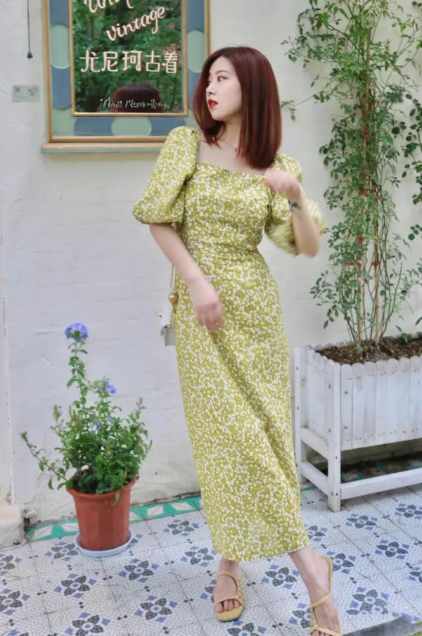 “富婆們”為什麼都愛穿連衣裙? “富婆們”為什麼都愛穿連衣裙?