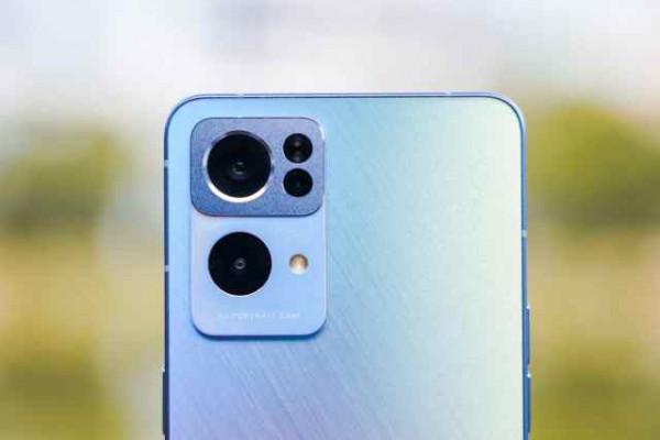 誰說直角設計沒有好手感?OPPO Reno7 Pro有話要說 誰說直角設計沒有好手感?OPPO Reno7 Pro有話要說