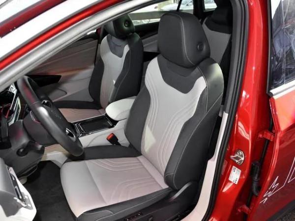 傳統老車企造的新能源會是什麼樣子？實拍大眾ID.4 CROZZ