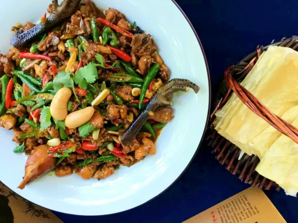 繽紛歲末，來臺兒莊古城辦一場完美的年會，無疑是極佳的選擇