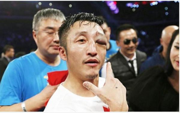 拳王鄒市明生活幸福,小3歲妻子膚白貌美,9年生下了三個兒子 拳王鄒市明生活幸福,小3歲妻子膚白貌美,9年生下了三個兒子