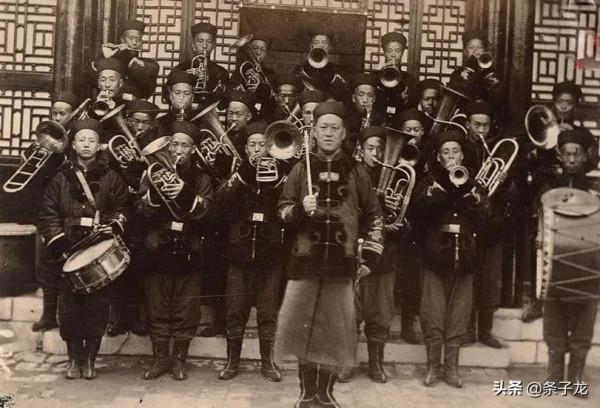 清朝皇帝駕崩後的國喪，網友：這不是在折騰天下人嗎