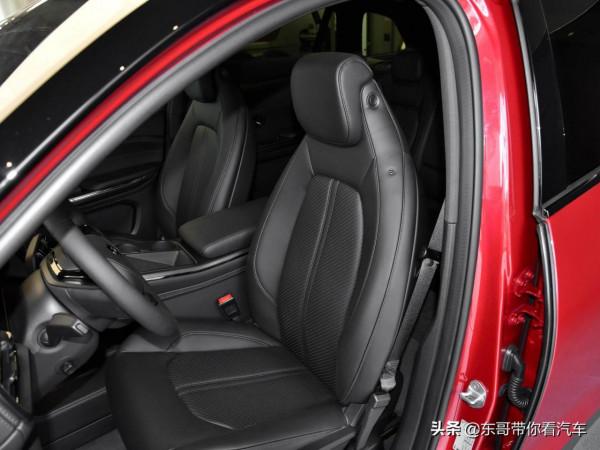 大尺寸SUV加速4秒7,空間夠大日常比加油省錢,實拍蔚來ES6 大尺寸SUV加速4秒7,空間夠大日常比加油省錢,實拍蔚來ES6