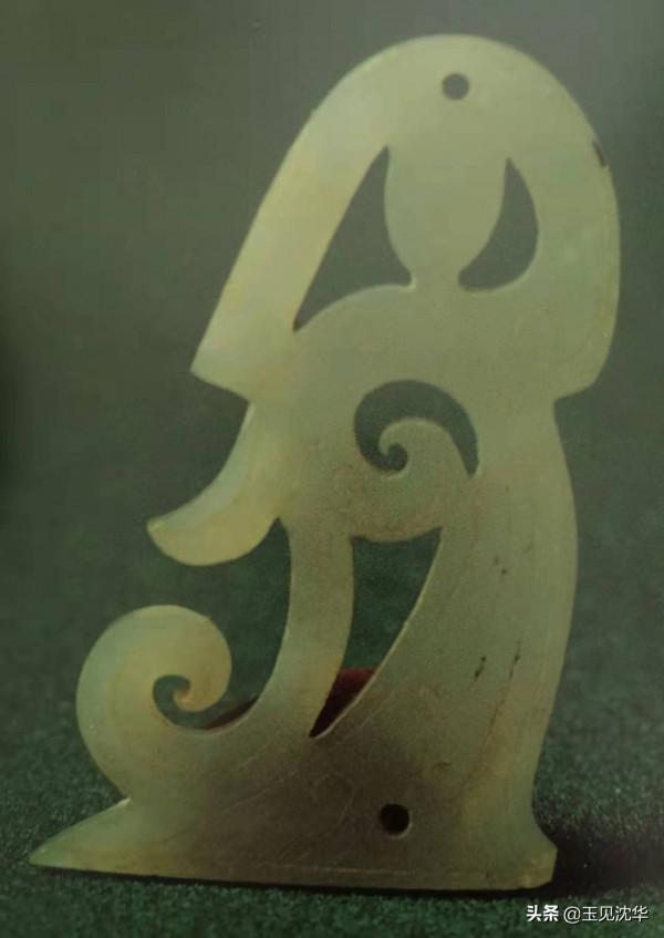 沈華:從歷史文化背景解讀漢代玉舞人俑特點 沈華:從歷史文化背景解讀漢代玉舞人俑特點