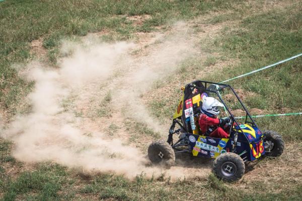 2021年中國汽車工程學會巴哈大賽(襄陽站)舉行 2021年中國汽車工程學會巴哈大賽(襄陽站)舉行