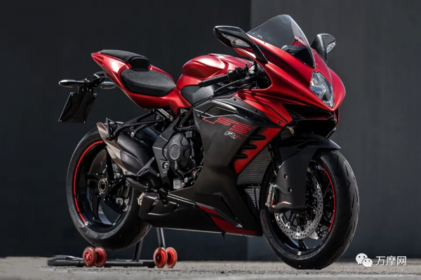 2022款 MV AGUSTA F3 RR 這次玩起了定風翼