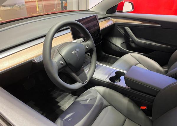 25萬左右,選頂配全新A3好還是改款Model 3好? 25萬左右,選頂配全新A3好還是改款Model 3好?