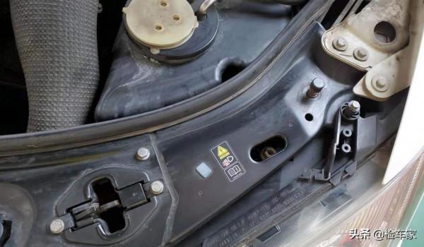 150萬落地的豪車開了12年殘值還剩多少？這輛賓士S級太可惜了