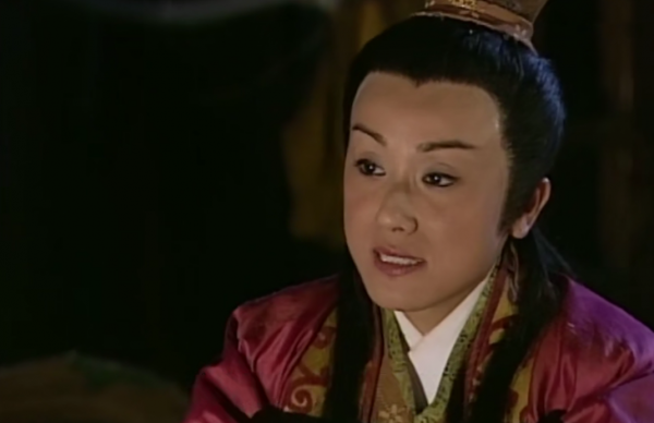 新古裝劇侮辱觀眾智商？來看看18年前的TVB劇，女扮男裝堪比整容
