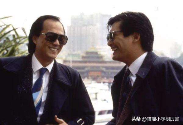 年輕時英俊瀟灑，老了卻醜的各有千秋，這8位男明星，好可惜