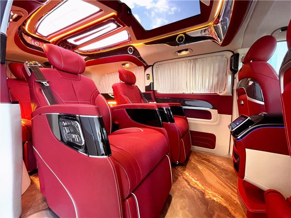 賓士V260L定製高頂‘致雅’款七座商務車,私人定製用心品質 賓士V260L定製高頂‘致雅’款七座商務車,私人定製用心品質