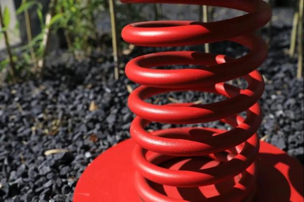 別讓世俗淹沒了生活的浪漫，帶著希望迎接旭日東昇