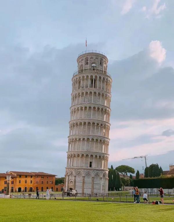 25張圖片看奇妙世界,青花陶瓷服裝,日本透明廁所 25張圖片看奇妙世界,青花陶瓷服裝,日本透明廁所
