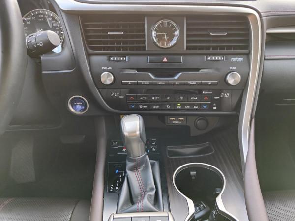 試駕雷克薩斯RX450hL:堅守古典豪華主義 試駕雷克薩斯RX450hL:堅守古典豪華主義