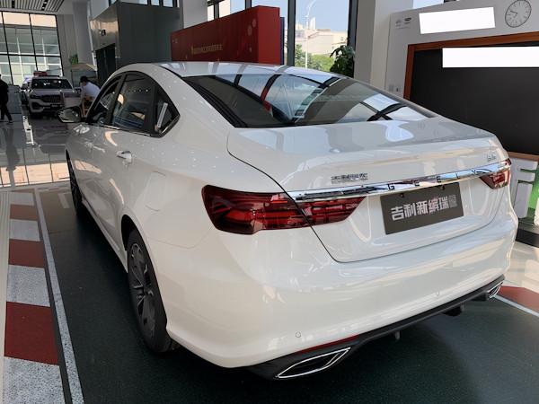 耐看經濟國產三廂家轎！入門即高配，油耗6.1L，還是自動擋