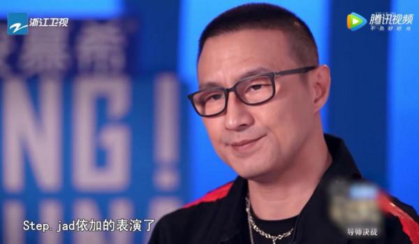 依加輸得意難平?其實四位導師都有暗示,只不過李克勤挑明瞭而已 依加輸得意難平?其實四位導師都有暗示,只不過李克勤挑明瞭而已