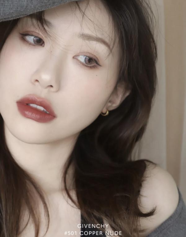 “釣系”口紅才是今年的氣質王者，塗上高階又貴氣，顯白一把手