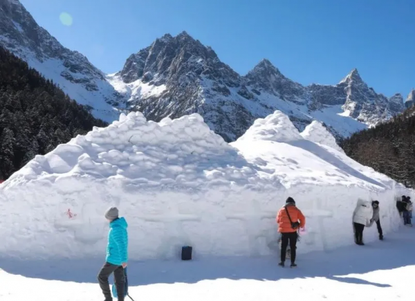 遊客拍系列 | 雪厚景美，現在去畢棚溝玩雪剛剛好