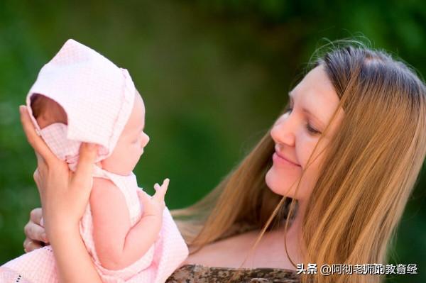 6天時間黃疸飆升到20，年輕媽媽嚇壞了，月嫂憑自己經驗化險為夷