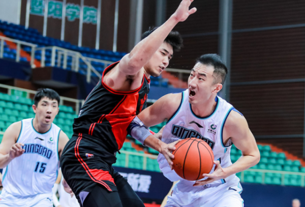 末節翻盤！李楠苦吞17分大逆轉，吳冠希空砍24+11，1勝6負淪為倒3