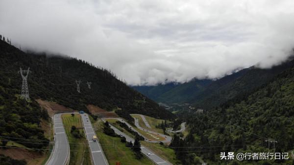 折多山—藏漢分界線海拔4298米