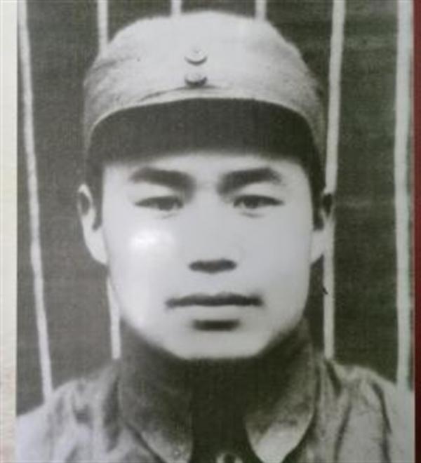 這一場血戰:司令員最後派出一個團援兵,只有副團長和80個兵 這一場血戰:司令員最後派出一個團援兵,只有副團長和80個兵