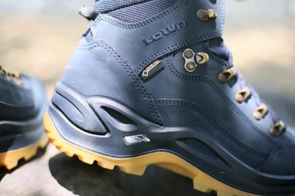 推薦爬山、日常穿搭都適合的11款女登山鞋，從此可以美美地爬山了