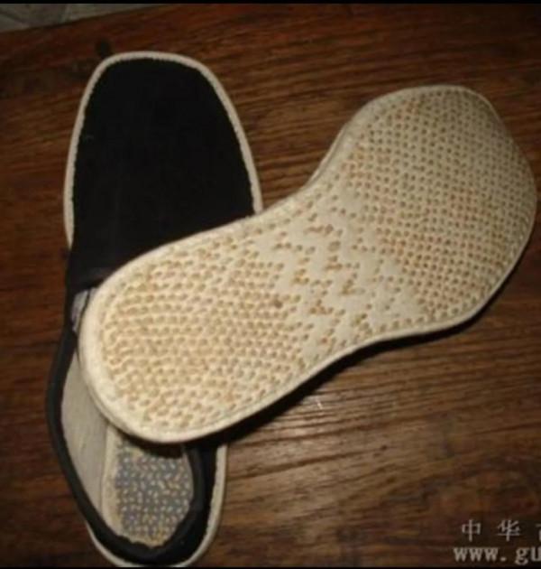 鄉土作家袁炳綱散文《布鞋情結》