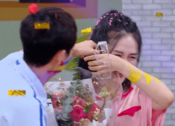 謝娜迴歸反而趕客？《快本》收視高峰不在她，一開口七成觀眾換臺