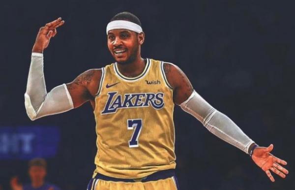 我要的三分射手竟是我自己！詹姆斯2K22三分能力值高居湖人第四位