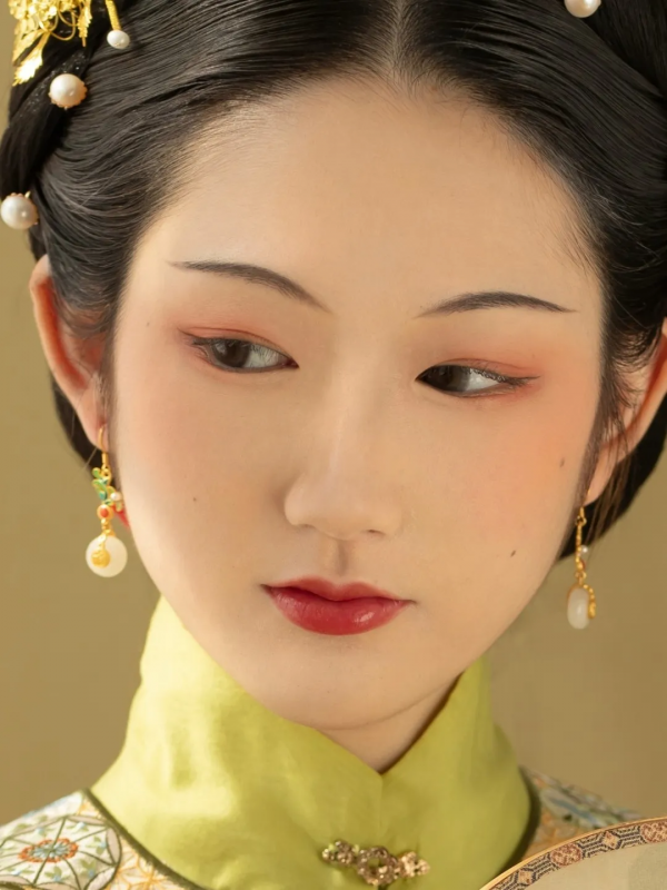 吊打韓國化妝術！中國女生這樣化妝也太美了