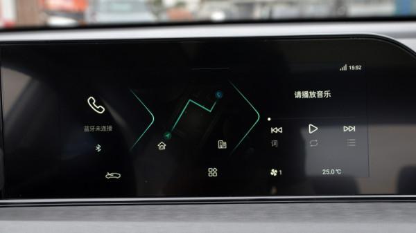 制霸10萬級,全新MG5和逸動PLUS,你怎麼選? 制霸10萬級,全新MG5和逸動PLUS,你怎麼選?