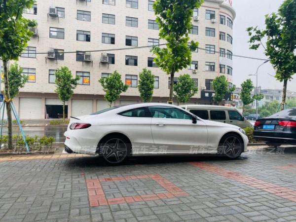 把女朋友的賓士C Coupe拿來玩改裝 給她一次讓別人羨慕的機會