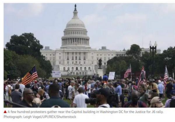 特朗普支持者再在美國會外集會,人數比警方和媒體還少…… 特朗普支持者再在美國會外集會,人數比警方和媒體還少……