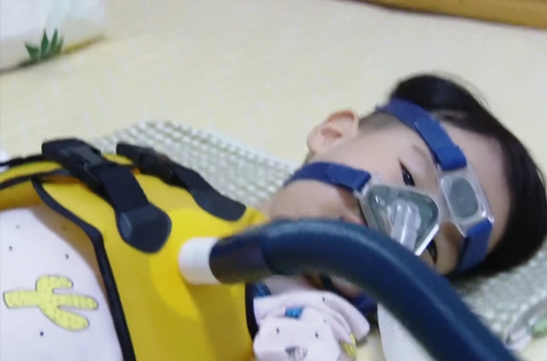 70萬一針天價救命藥,媽媽為救象鼻寶寶創下奇蹟,丈夫卻從未露面 70萬一針天價救命藥,媽媽為救象鼻寶寶創下奇蹟,丈夫卻從未露面