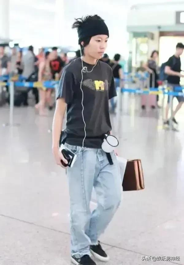 你以為竇靖童只是王菲竇唯的女兒嗎,她的人生遠比你想象的精彩 你以為竇靖童只是王菲竇唯的女兒嗎,她的人生遠比你想象的精彩