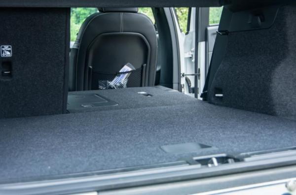 試駕沃爾沃XC40-P8:通電才是“北歐豪華”,但安全還是“老梗” 試駕沃爾沃XC40-P8:通電才是“北歐豪華”,但安全還是“老梗”