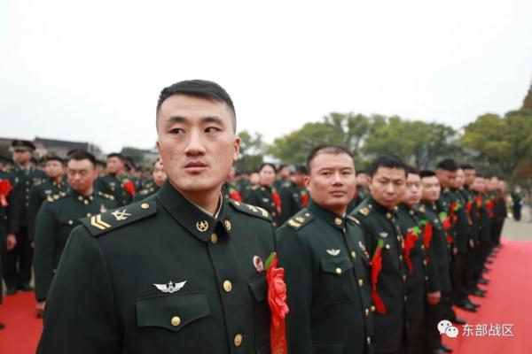 兩名轉業士官，幹得漂亮