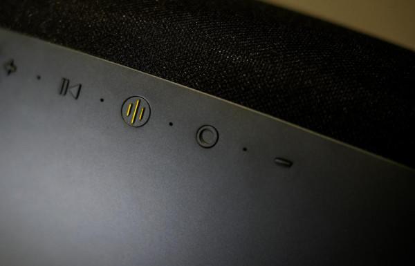 以Hi-end音質標準打造的時尚齊柏林飛艇 - B&;W Zeppelin5代 以Hi-end音質標準打造的時尚齊柏林飛艇 - B&;W Zeppelin5代