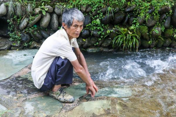 梵淨山下的雲舍村，曾經猴子愛喝的水，現在成了村民們的天然冰箱