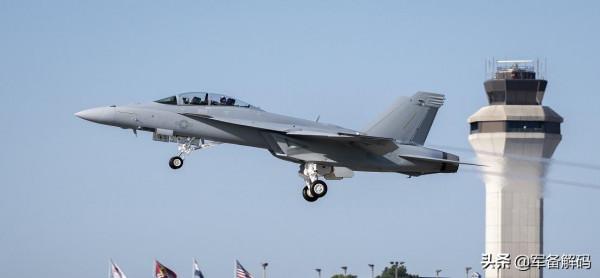 被忽略的真相:殲-15歷經10年發展,竟還不如空軍停產的殲-10B? 被忽略的真相:殲-15歷經10年發展,竟還不如空軍停產的殲-10B?