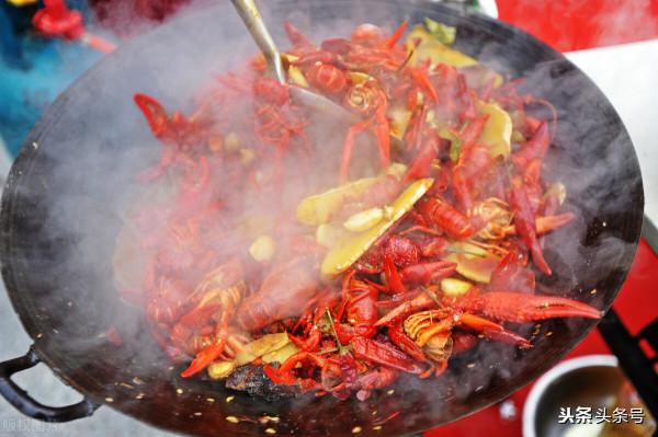 食鹽就能解決的事，別再花冤枉錢了