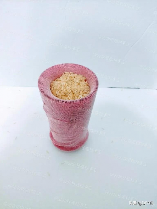 教程丨與孩子一起玩的手工,5分鐘做一隻呆萌兔 教程丨與孩子一起玩的手工,5分鐘做一隻呆萌兔