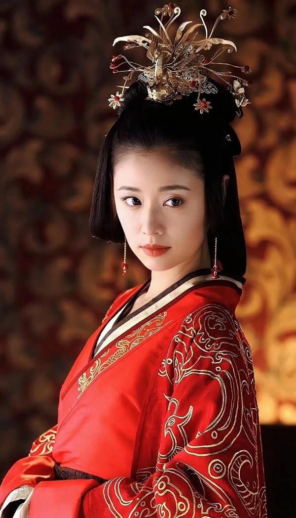 30張林心如的照片，展現了不同風格的東方女性之美