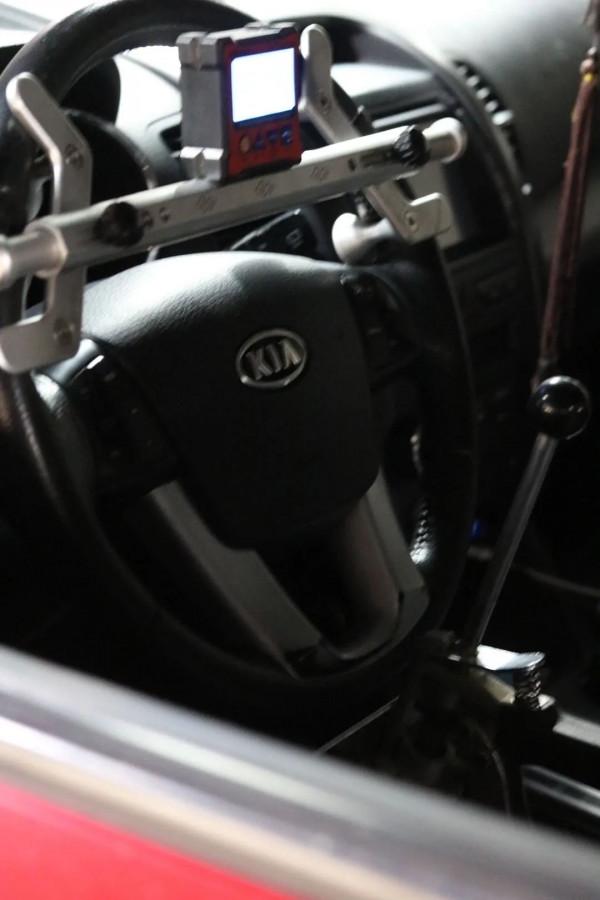 怪獸修車:翻新“老舊狀態”的11年起亞索蘭託,15萬公里重回巔峰 怪獸修車:翻新“老舊狀態”的11年起亞索蘭託,15萬公里重回巔峰