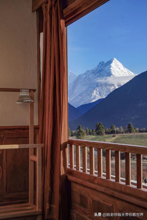 探訪冰川、峽谷徒步，睡在松贊新店，開啟一場自然大冒險